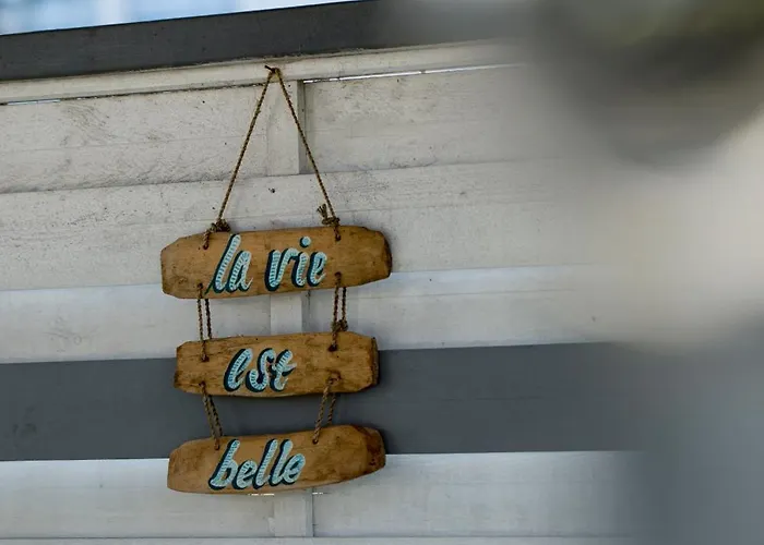 Charmante Maison Idealement Situee
